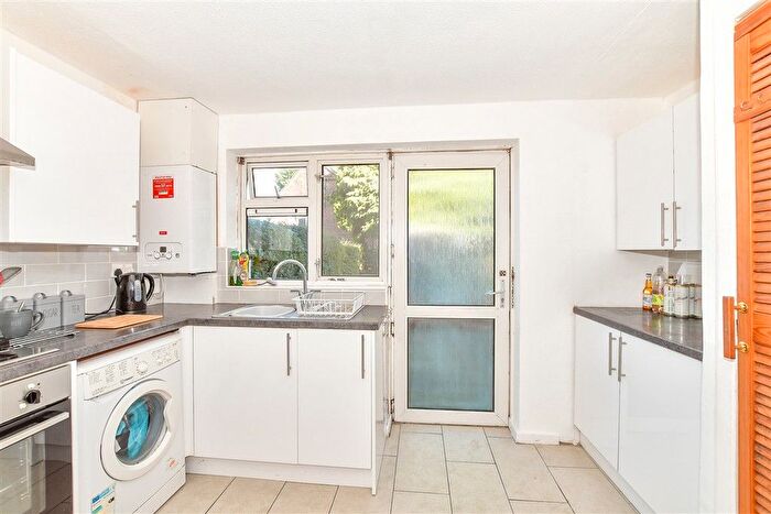 2 Bedroom Maisonette For Sale In Bramley Drive, Cranbrook, Kent, TN17