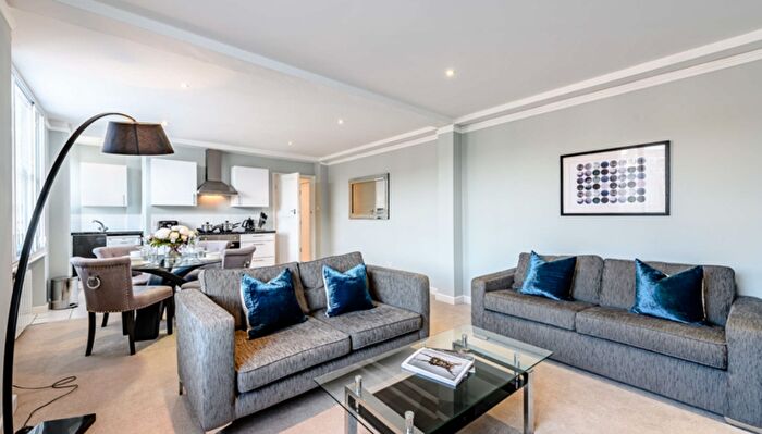 1 Bedroom Flat To Rent In Hill Street, London, W1J