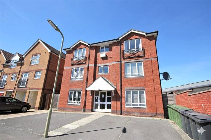 2 Bedroom Apartment For Sale In Angelica Way, Whiteley, PO15