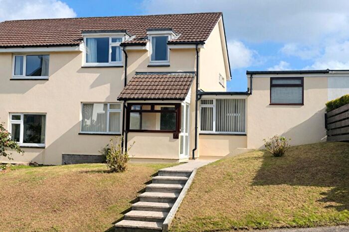 3 Bedroom Semi Detached House For Sale In Crinnicks Hill, Bodmin, Cornwall, PL31