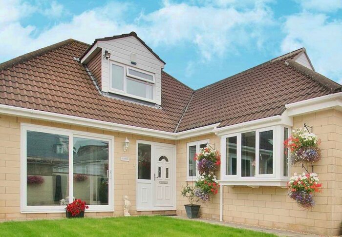 5 Bedroom Bungalow To Rent In May Lane, Newbridge, Bath, BA1