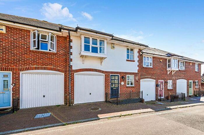 3 Bedroom House For Sale In Nile Street, Emsworth, PO10