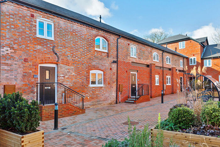 2 Bedroom Terraced House For Sale In Brewhouse Yard, Wallingford, OX10
