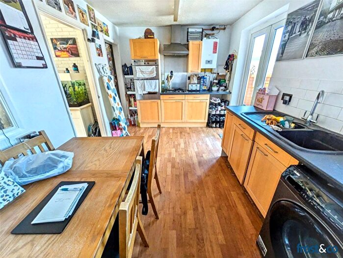 3 Bedroom Terraced House For Sale In Redhoave Road, Canford Heath, Poole, Dorset, BH17 - Photo 3