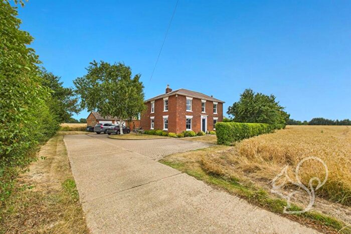 5 Bedroom House For Sale In Dawes Lane, West Mersea, CO5