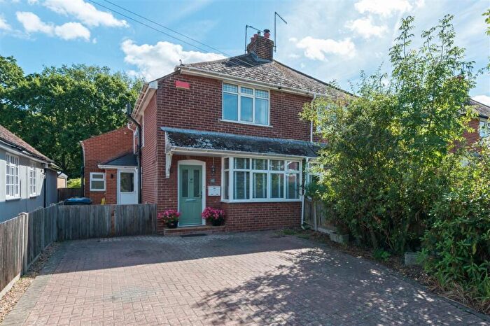 3 Bedroom Semi Detached House For Sale In Hackington Road, Canterbury, CT2