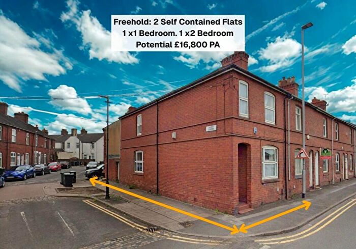 3 Bedroom End Of Terrace House For Sale In High Street, Stoke-on-Trent, ST6