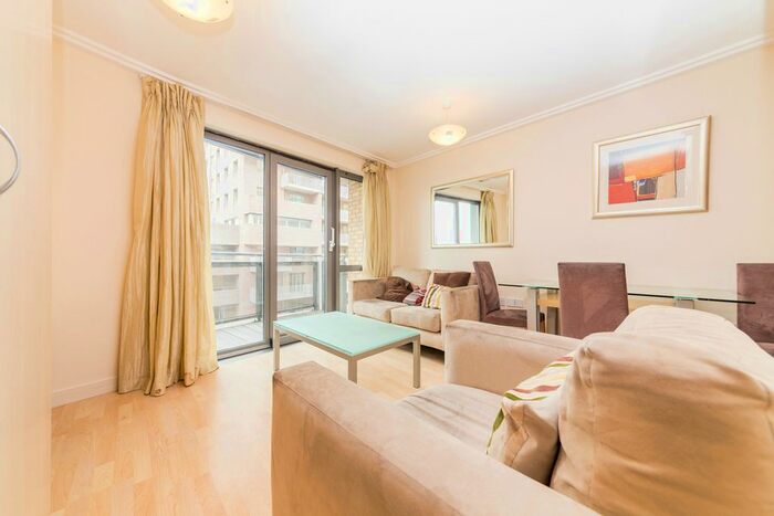 2 Bedroom Flat To Rent In Victoria Road, London, W3