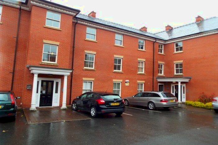 2 Bedroom Flat To Rent In Bovey Court, Warrington, WA1