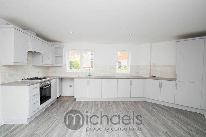 3 Bedroom End Of Terrace House To Rent In Dickenson Road, Colchester, CO4