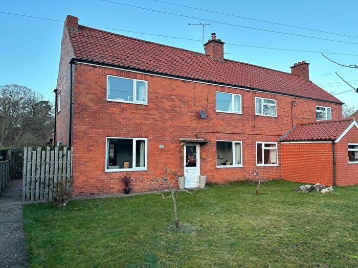 3 Bedroom Semi-Detached House For Sale In Mill Lane, South Clifton, Newark, NG23