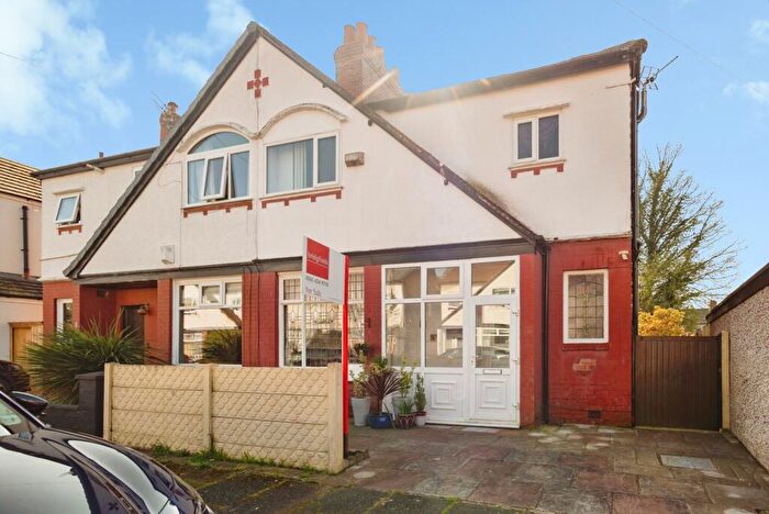 3 Bedroom Semi Detached House For Sale In Scarisbrick Avenue, Didsbury, Manchester, Greater Manchester, M20