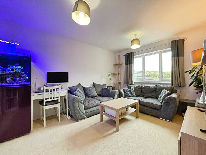 2 Bedroom Flat For Sale In Bridge Farm Walk, Mangotsfield, South Gloucestershire, , Bristol, BS16