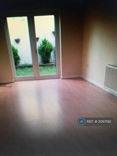 2 Bedroom Flat To Rent In Kidson Court, Portsmouth, PO2