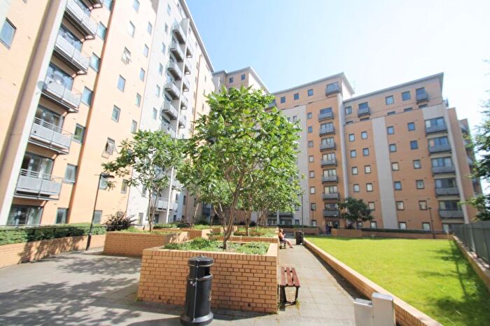 2 Bedroom Flat For Sale In Aspect, Elmwood Lane, Leeds, LS2