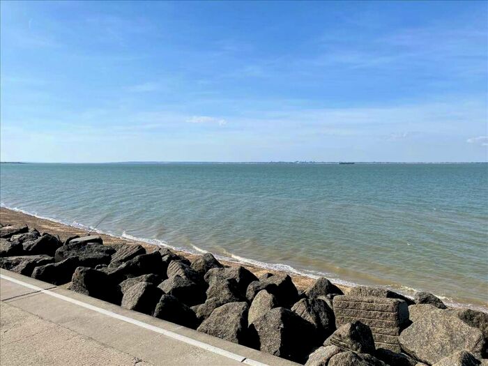 2 Bedroom Bungalow For Sale In Marine Parade, Sheerness, ME12