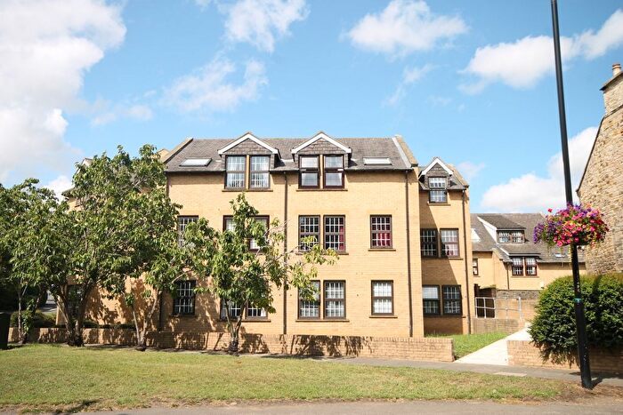 1 Bedroom Flat For Sale In Meadowfield Park, Ponteland, Newcastle Upon Tyne, NE20