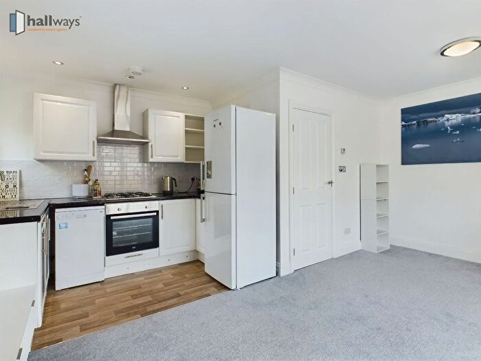 1 Bedroom Flat For Sale In Reddown Road, Coulsdon, CR5
