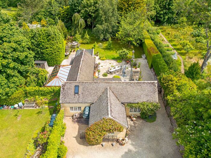 5 Bedroom Barn Conversion For Sale In Church Street, Bledington, OX7