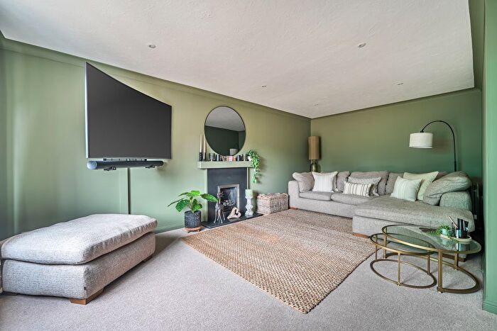 4 Bedroom Detached House For Sale In Cox Grove, Burgess Hill, RH15