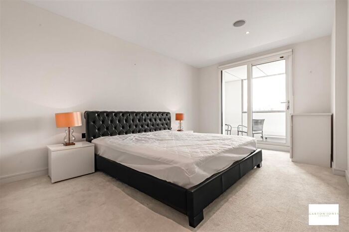 2 Bedroom Flat To Rent In Bramah House, Grosvenor Waterside, Gatliff Road, London, SW1W