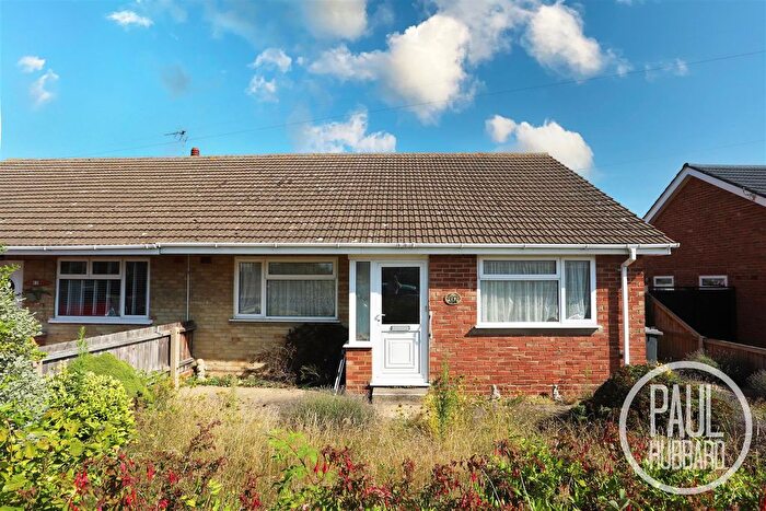 3 Bedroom Semi-detached Bungalow For Sale In Ship Road, Pakefield, NR33