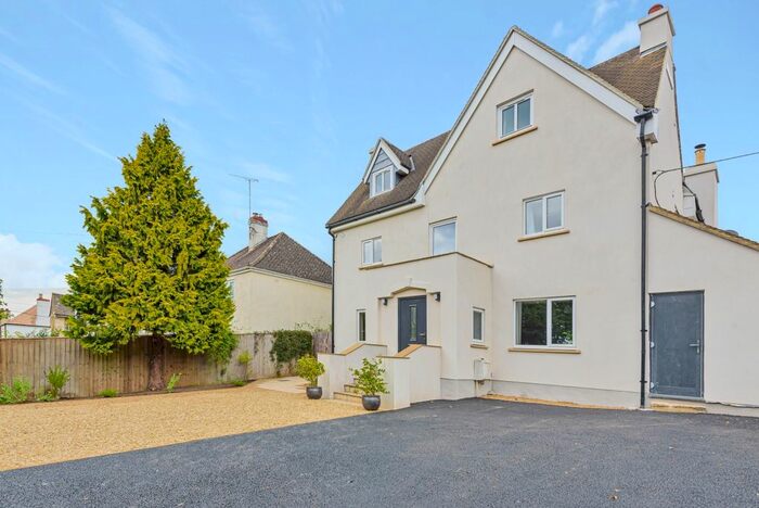 6 Bedroom Detached House To Rent In Bisley Road, Stroud, GL5