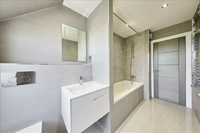 5 Bedroom End Of Terrace House To Rent In Newstead Way, London, SW19