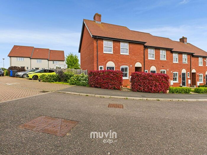 2 Bedroom End Of Terrace House For Sale In Maxim Lane, Clare, Sudbury, CO10