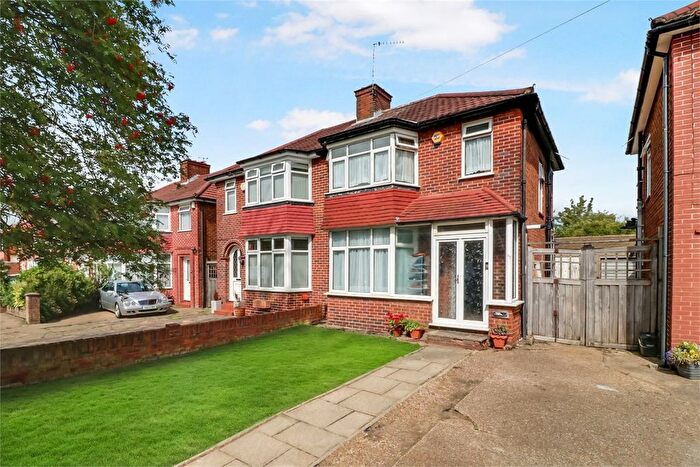 3 Bedroom Semi Detached House To Rent In Ladycroft Walk, Stanmore, HA7