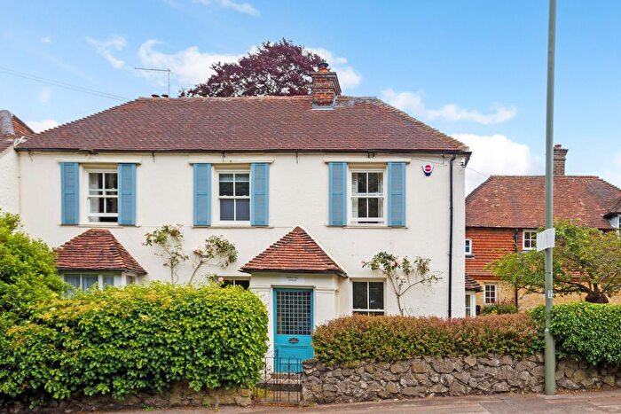 5 Bedroom Detached House For Sale In Westerham Road, Oxted, RH8