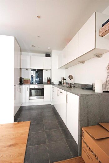 2 Bedroom Apartment To Rent In Millennium Promenade, Bristol, BS1