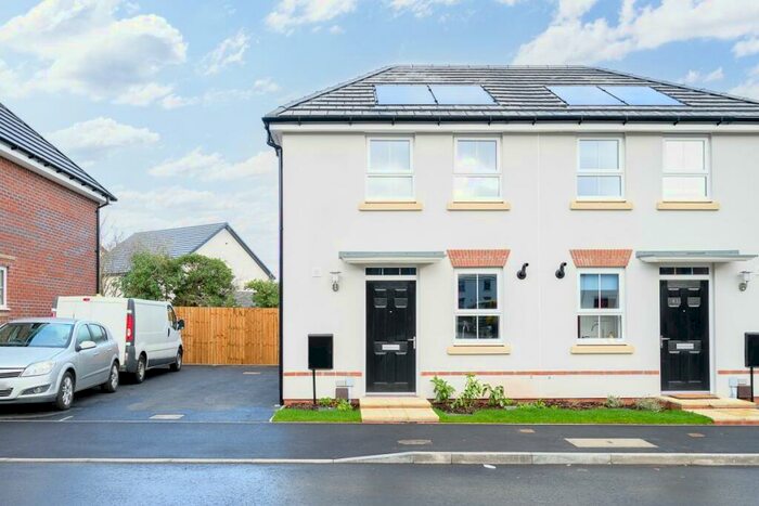 2 Bedroom Semi-Detached House To Rent In Bedford Way, Hildersley, Ross-On-Wye, HR9