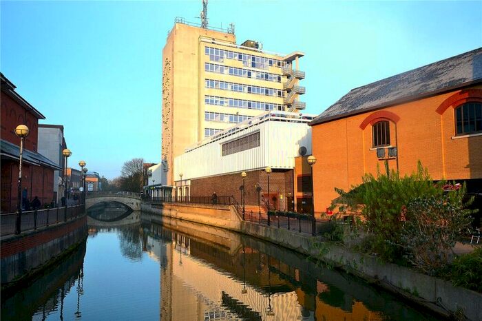 1 Bedroom Apartment To Rent In Canside, Chelmsford, Essex, CM1