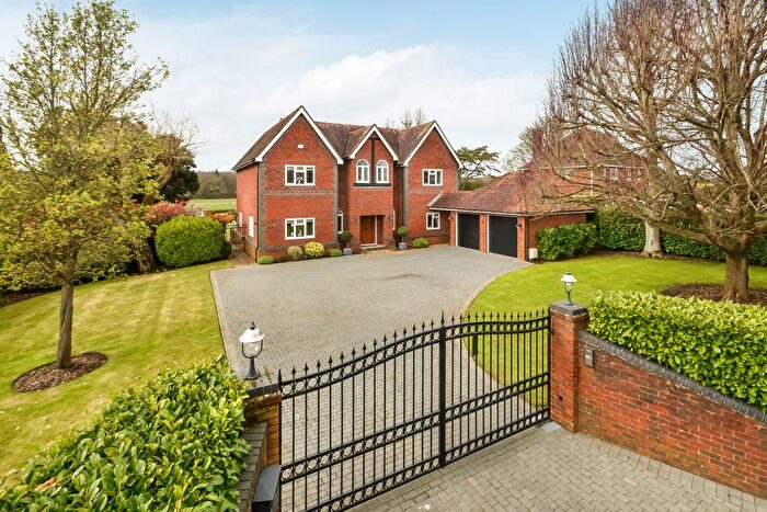 4 Bedroom Detached House For Sale In Links Lane, Rowland's Castle, PO9