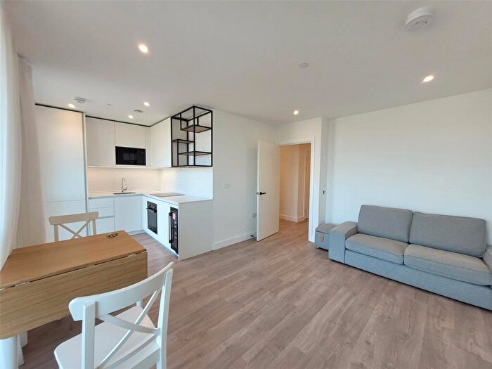 2 Bedroom Apartment To Rent In Allium House, Grand Union, Wembley, HA0