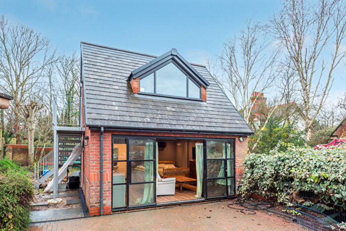 Studio To Rent In Beeching Close, Upton, OX11