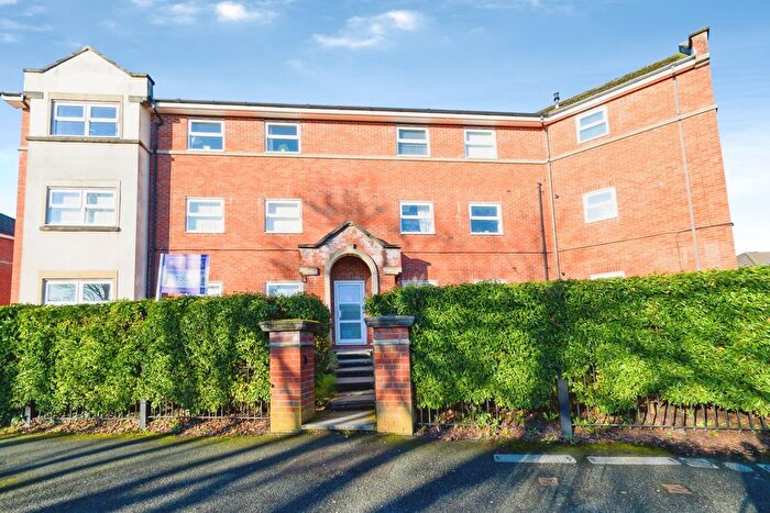 2 Bedroom Flat For Sale In Atkin Street, Worsley, Manchester, Greater Manchester, M28
