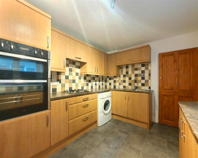 3 Bedroom Property To Rent In Holly Road, Enfield EN3