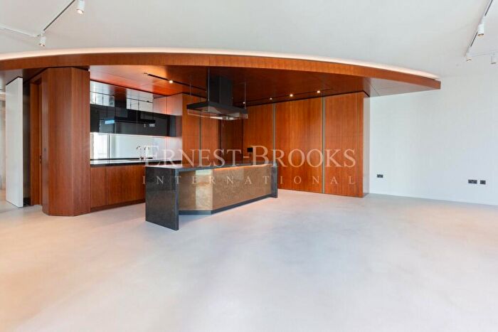 3 Bedroom Apartment For Sale In One Park Drive, Canary Wharf, E14