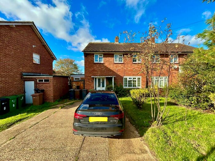 3 Bedroom Semi-Detached House To Rent In Martins Close, Guildford, GU1