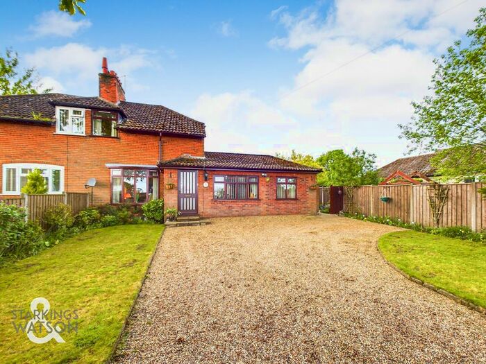 3 Bedroom Semi-Detached House For Sale In School Hill, Ranworth, Norwich, NR13