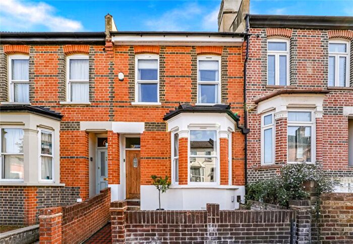 3 Bedroom Terraced House For Sale In Luton Road, Walthamstow, London, E17