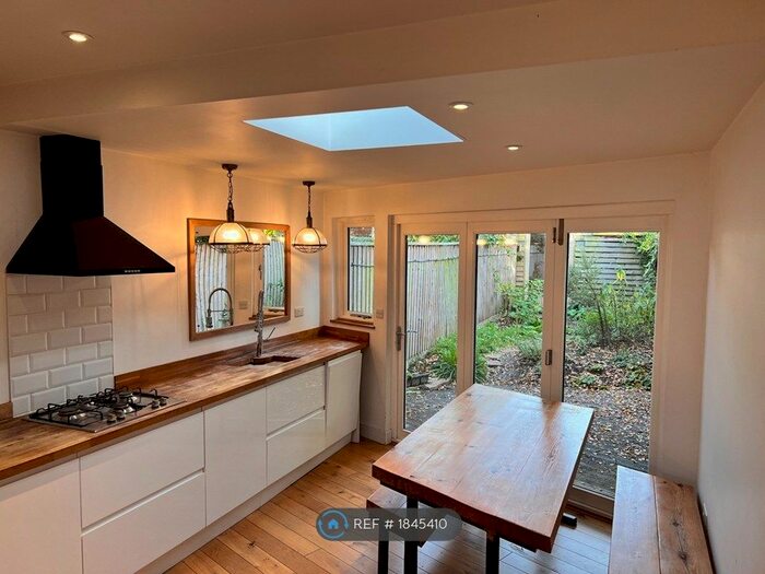 2 Bedroom Terraced House To Rent In Ainsworth Street, Cambridge, CB1