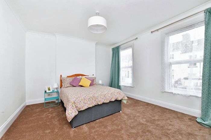 2 Bedroom Cottage For Sale In Sidmouth Cottages, Plymouth, PL4