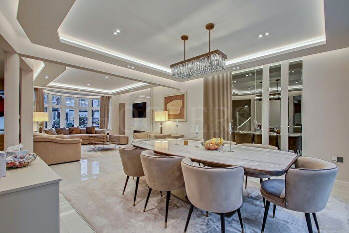 4 Bedroom Detached House For Sale In Helena Road, London, NW10