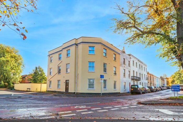 1 Bedroom Flat To Rent In Central Cheltenham, GL53