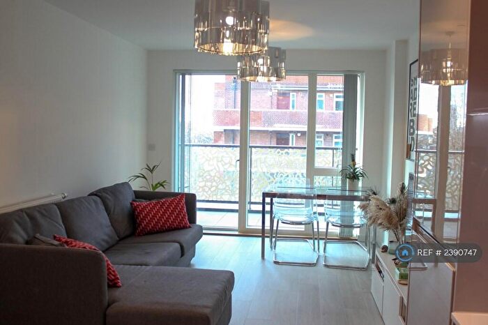 1 Bedroom Flat To Rent In London, London, SE14