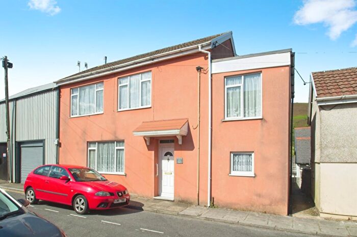 4 Bedroom Semi-Detached House For Sale In Eleanor Street, Tonypandy, CF40