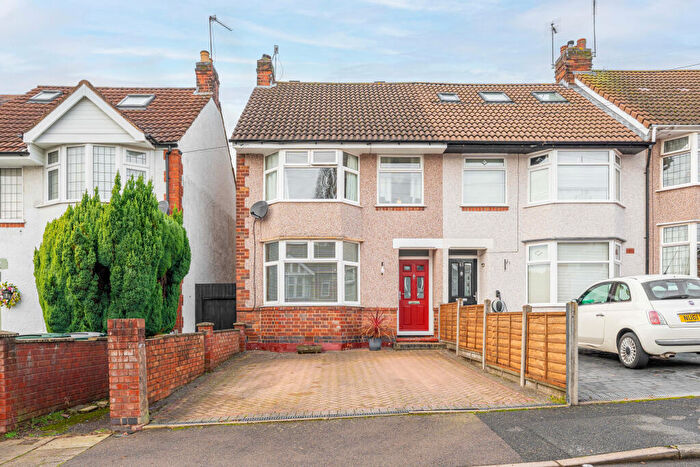 4 Bedroom End Of Terrace House For Sale In The Headlands, Chapelfields, Coventry, CV5